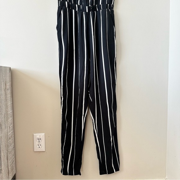 Vero Moda-Stripe Sleeveless Lightweight Jumpsuit (Size:Small) - Picture 8 of 11